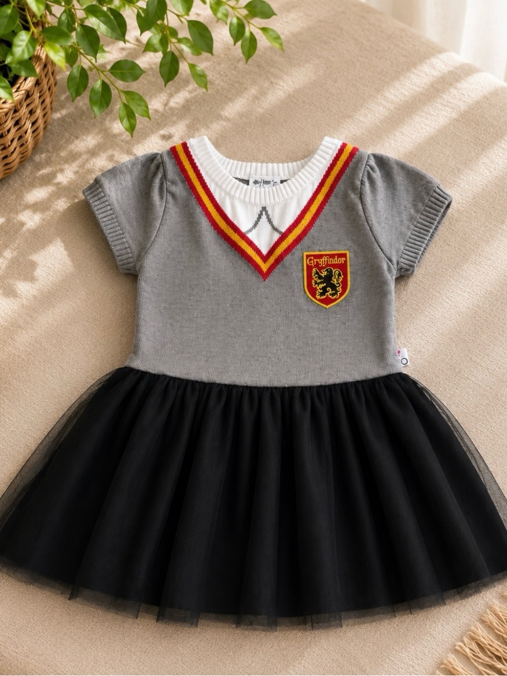 Harry Potter Gryffindor Dress Girls Size 2T Gray Knit Tulle Skirt Hogwarts